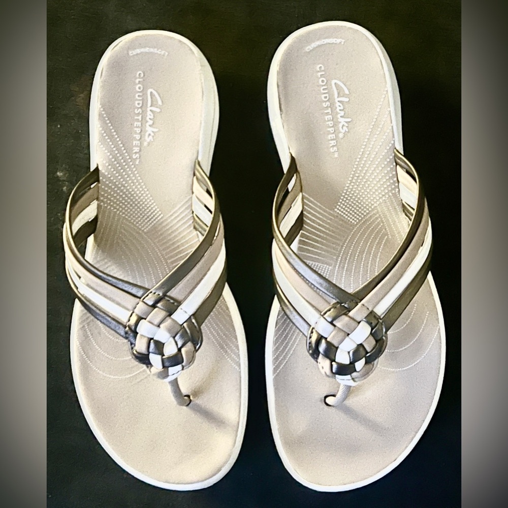 Clarks® Cloudsteppers Breeze Reyna Women's Flip Flop Sandals